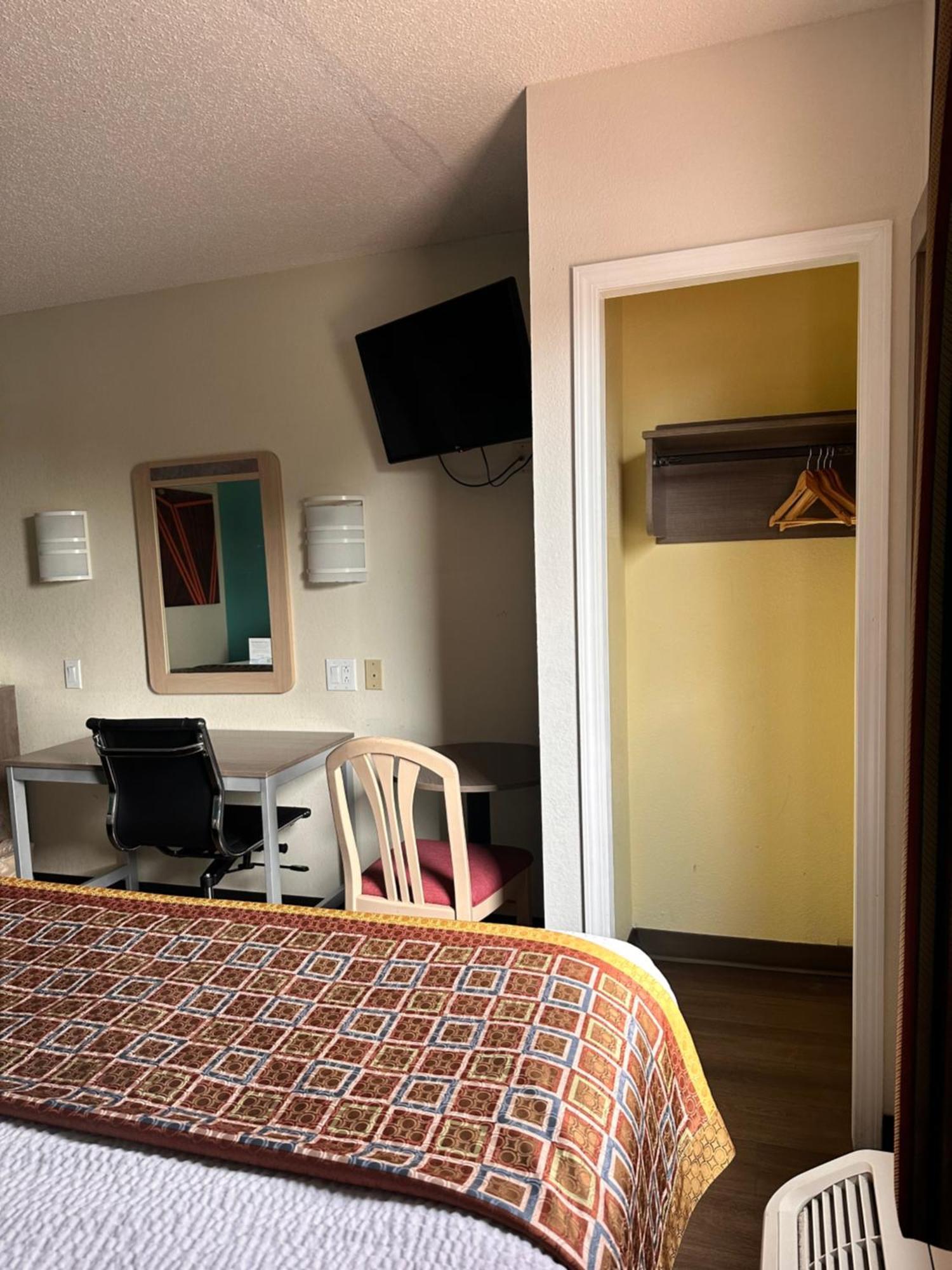 Howard Johnson By Wyndham Clarksville Tennessee Exterior foto