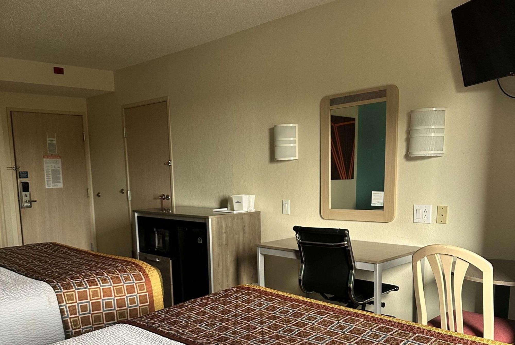 Howard Johnson By Wyndham Clarksville Tennessee Exterior foto